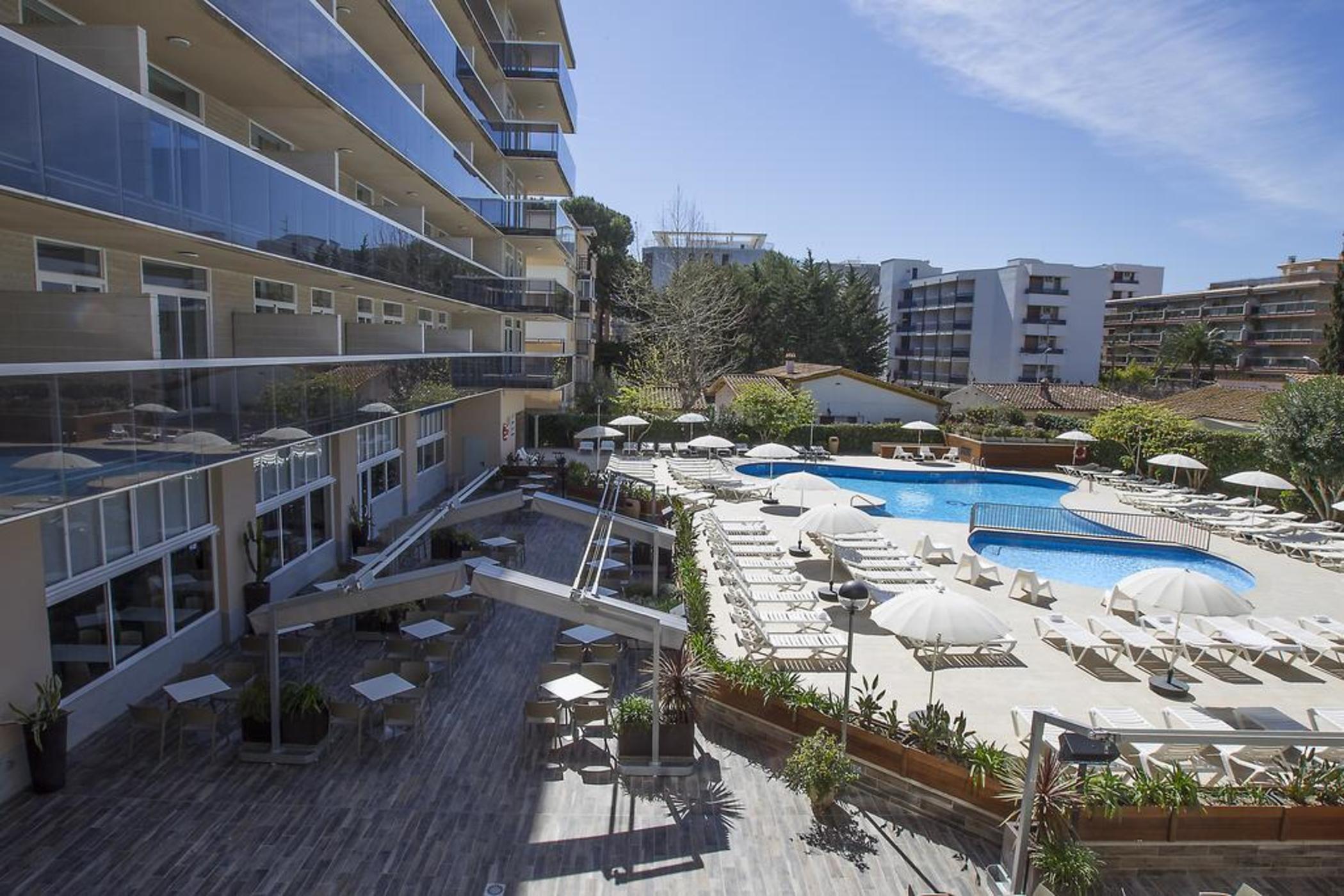 Aparthotel Cye Holiday Centre Σαλού Εξωτερικό φωτογραφία